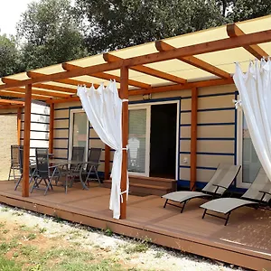 Parco vacanze Grand Veles Camp